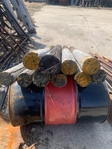 lot 17 image: 10 wood fence posts