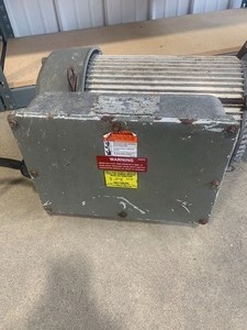 lot 24 image: 10 hp electric motor only used 1 year