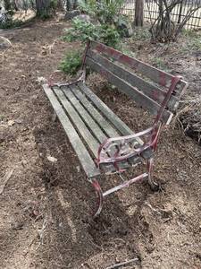 lot 33 image: Vintage Cast Iron & Wood Slat Park Bench