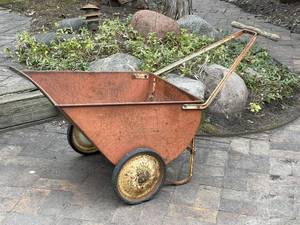 lot 52 image: Vintage Masters Handi-Cart