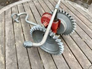 lot 54 image: Vintage Sherman Rainger Walking Sprinkler