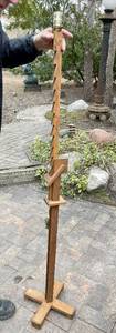lot 66 image: Vintaeg Arts & Crafts Style Adjustable Height Wooden Floor Lamp