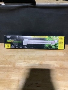 Feit Electric 2 ft. 2-Light 19-Watt Full Spectrum LED Non-Dimmable Indoor Linkable Plant Grow White Light Fixture, Daylight. See Pictures