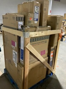 Pallet with (14) Medicine Cabinets That Have Either Damaged Glass or Damaged Frames. Various Kinds & Conditions. See Pictures