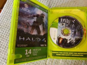 lot 126 image: XBOX Halo 4-disc set