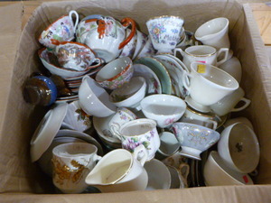 lot 21 image: 2 Boxes of Vintage Tea Cups