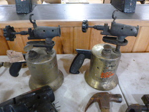 lot 11 image: Vintage Tools