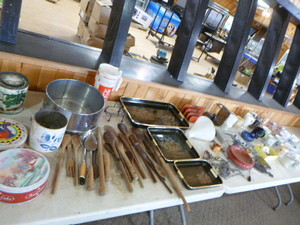 lot 18 image: Variety of Kitchen Items