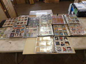 lot 93 image: 7 Binders Filled with Baseball, Basketball and Football Cards