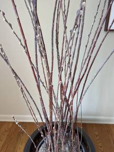Gorgeous Decorative Chinese Planter with Faux Foliage