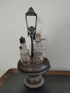 Vintage Cruet Condiment Caddy