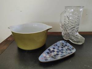 Collection of Vintage Dishes & Dcor