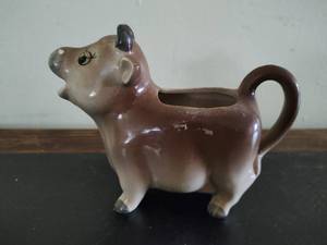 Vintage Cow Creamer