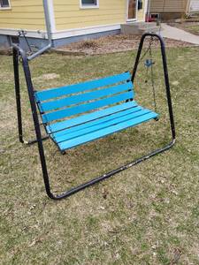Outdoor Swinging Bench