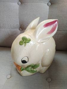 Vintage Rabbit Cookie Jar