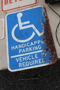 lot 634 image: Handicapped Parking Metal Sign
