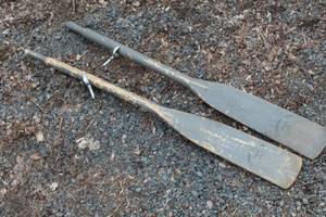 lot 647 image: Lot of (2) Vintage Cumberland Wood Oars