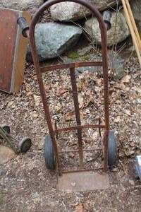 lot 668 image: Hand Truck