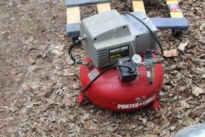 lot 670 image: Porter-Cable Jetstream 6-Gallon 150 PSI 2 hp Pancake Air Compressor