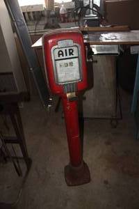 lot 609 image: Vintage John Wood Co Eco Tireflator Tire Inflator