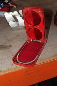 lot 804 image: Arrow Safety Device Co N170 Reflecto-Flare