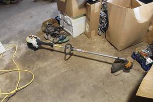 lot 835 image: Ryobi 16 31cc Line Trimmer