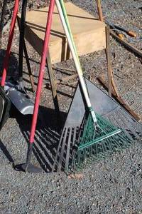 lot 952 image: Lot of (3) Yard Hand Tools - 32 Plastic Leaf Rake, 22 Metal Leaf Rake, Garden Hoe