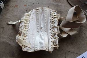 lot 959 image: Womens Corset