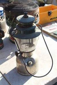 lot 898 image: Vintage Coleman Lantern