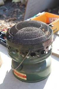 lot 902 image: Coleman 5000 BTU Heater