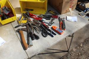 lot 893 image: Parts Organizer, Misc. Hand Tools