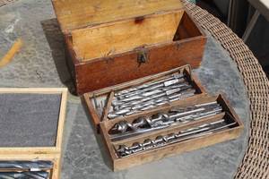 lot 978 image: Bore Bits, Wood Case