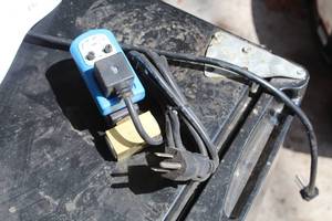 lot 988 image: Optimum Voltage Tester