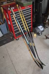 lot 738 image: Lot of (4) 63 Hockey Sticks
