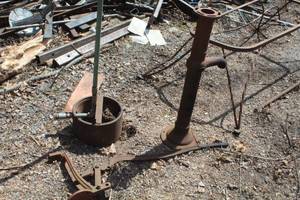 lot 999 image: Lot of (2) Vintage Water Pump Parts