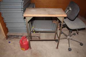 lot 755 image: Steel Shop Table