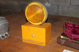 lot 758 image: Safety Light