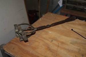 lot 770 image: 17 Branding Iron