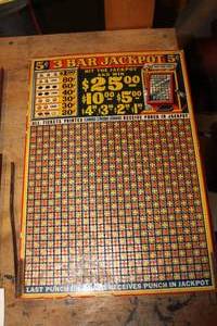 lot 1024 image: 3 Bar Jackpot Punch Board Game