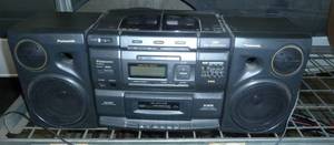 Panasonic CD player with speakers