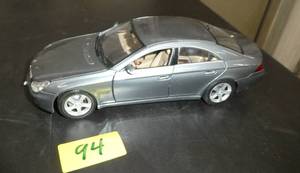 Maisto Toy Mercedes CLS 118 scale, heavy