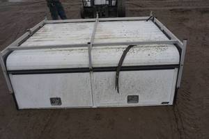 lot 5 image: ARE Brand Truck Service Topper With Side Tool Storage