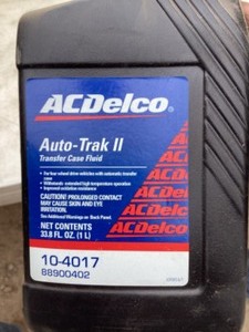 Lot of transfer case fluid