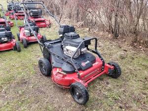 2016 Exmark 30 ECS180CKA30000 21 Commercial Walk-Behind Self-Propelled Mower