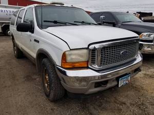 2001 Ford Excursion Limited 4-Door Wagon