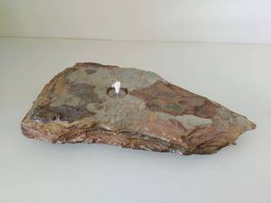 lot 112 image: Slate Rock Oil Lamp
