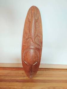 lot 121 image: Hand Carved Tribal Mask