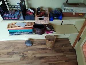 lot 138 image: Contents Of Shelfs