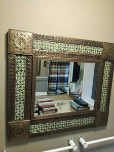 lot 99 image: Wall Mirror