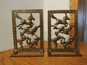 lot 52 image: Pair of Brass Bookends